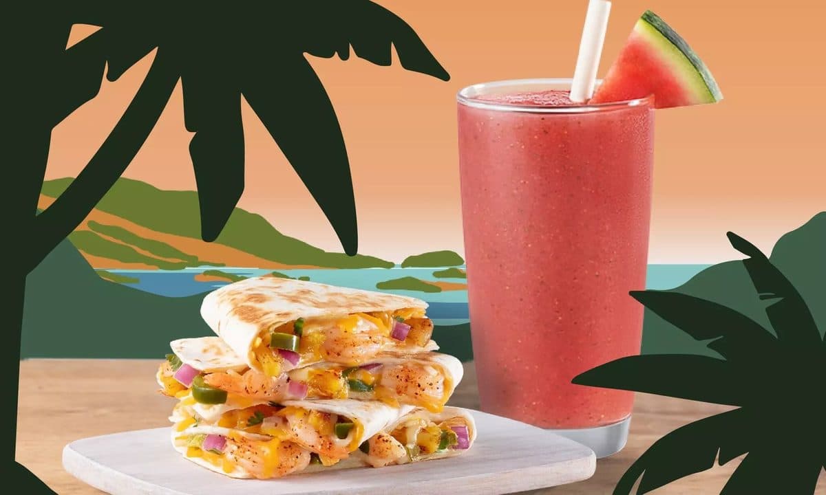 Free Smoothie with Bowl or Food Purchase - Rewards Members Only